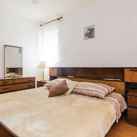 Apartment 3
