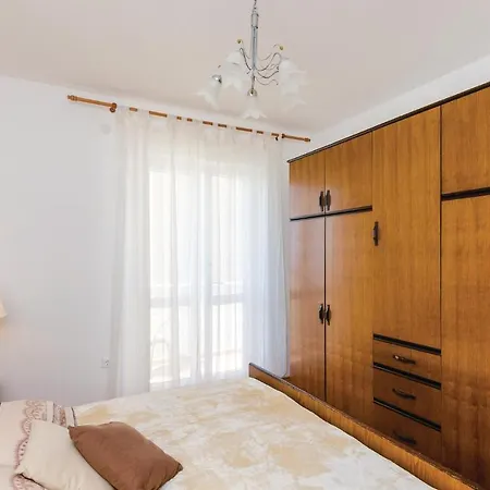 3 Apartment
